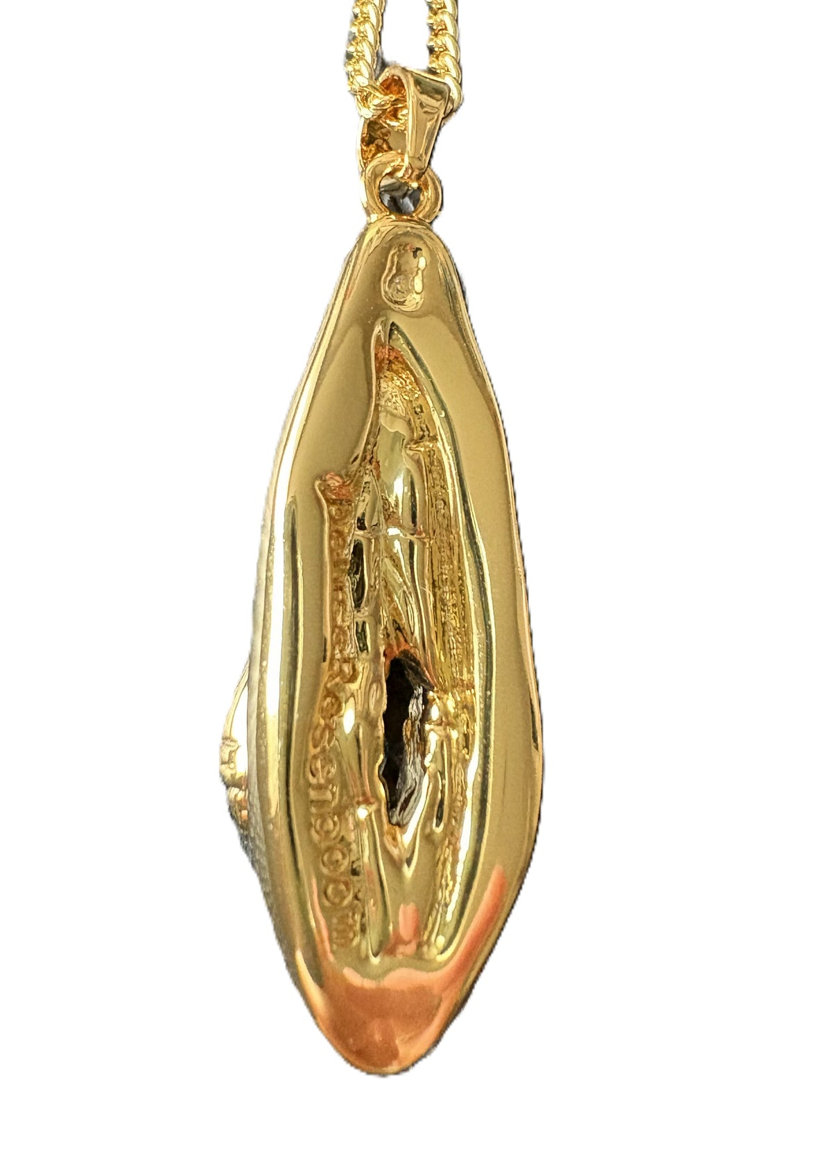 Gold-Plated Pussy Pendant with Pearl